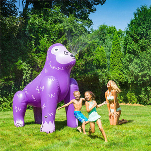 Juguete Inflable de Gorila con Rociador de Agua de 220 cm, Juguete de Exterior para Niños, Material de PVC - Product Image 1