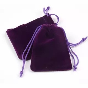 Sac cadeau en velours pour bijoux, disponible en plusieurs couleurs et tailles, 5*7 CM, pour la fabrication et le rangement de bijoux - Diverses options pour votre créativité - Product Image 3