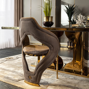 Chaise de salle à manger de luxe ergonomique moderne de style nordique italien en acier inoxydable doré et velours artistique pour villa et mobilier de maison - Product Image 3