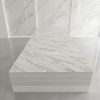 Panneau mural en PVC effet marbre moderne avec revêtement UV pour escaliers et salles de bain, installation facile, revêtement imperméable avec propriétés insonorisantes