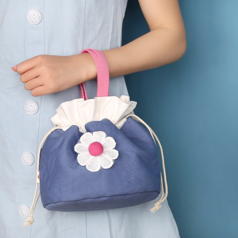 Large Daisy Bag-Light Blue