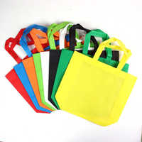 Bolsa de tela no tejida RZH, duradera y reciclable, con logo personalizado impreso mediante impresión digital/serigrafía para campañas minoristas y corporativas