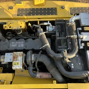 Excavadora Komatsu 240 Usada, Excavadora de Orugas Komatsu PC240 de 24 Toneladas, Buen Estado, Pocas Horas de Trabajo - Product Image 3