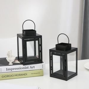 Farol de vela LANJO moderno minimalista de hierro negro con paneles de vidrio transparente para decoración de ambiente de lujo en jardín o patio al aire libre. - Product Image 4