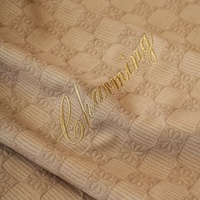 Chemin de lit décoratif en polyester brodé moderne kaki pour hôtels Salons de beauté Logo personnalisé Écharpe de lit écologique Fin de lit