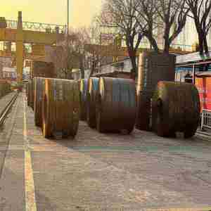 เหล็กม้วนคุณภาพดีที่สุด ขนาด 0.3 มม. 2 มม. 4 มม. 6 มม. เกรด Ss400 A36 Q235B Q195 St37 เหล็กกล้าคาร์บอนรีดร้อน - Product Image 2