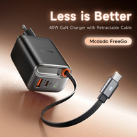 Cargador GaN Mcdodo 428 FreeGo de 40W con Cable Retráctil, 3 Salidas USB-C, Pantalla de Energía, Carga Rápida con Cable Tipo-C de 65cm, PD3.0, AFC