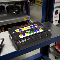 GODIAG GT100 Outil automobile Boîtier de dérivation OBDII Analyseur de moteur Détecteur Outil de diagnostic automobile Écran LCD Connectivité USB 12-24V