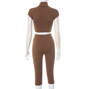 Nuovo Set da donna 2 pezzi con maniche corte Soild a maniche corte stretto Set di pantaloni corti da donna - Product Image 5