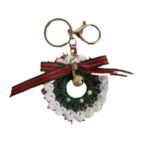 Llavero de corona navideña de lujo - Adorno hecho a mano de fieltro de lana y ganchillo, colgante de regalo navideño al por mayor - Product Image 6