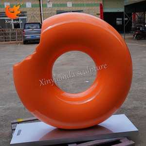 FRP Sơn Kẹo Phong Cách Donut Điêu Khắc Đấm Màu Đỏ Sàn Đồ Trang Trí Cho Trung Tâm Mua Sắm/Bánh Cửa Hàng Phim Hoạt Hình Sợi Thủy Tinh Cửa Đầu Net - Product Image 5