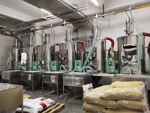 Déshumidificateur industriel compact multifonctionnel trois-en-un à haute efficacité énergétique pour usine d'extrusion de matériaux plastiques - Product Image 5
