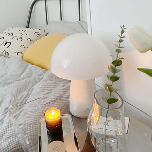 Factory Direct Sale Creative Home Decorations <strong>Red</strong> Ceramic Table <strong>Lamp</strong> Living Room Bedroom Bedside E27 Table <strong>Lamp</strong> Gift - Product Image 2