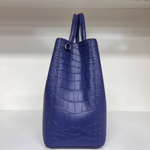 Sac fourre-tout en cuir d'alligator aux couleurs personnalisables, fermeture à rabat, grande capacité, sac à main classique pour femme - Product Image 2