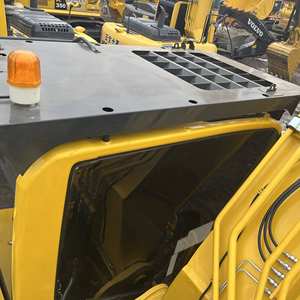 Excavadora Komatsu PC240-8 Usada de 24 Toneladas con Motor Komatsu SAA6D107E-1, Bomba Hidráulica, Caja de Cambios y Componentes Principales en Venta - Product Image 3