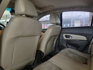 Nissan Teana 2014 1.5L, Volante a la Izquierda, Interior Oscuro, Gasolina, Automático, Sedán Usado Confiable para el Uso Diario, en Venta - Product Image 5