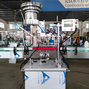 Máquina taponadora <span class=keywords><strong>de</strong></span> cubierta semiautomática <span class=keywords><strong>de</strong></span> 4 ruedas para tapa <span class=keywords><strong>de</strong></span> <span class=keywords><strong>rosca</strong></span> Cabezal <span class=keywords><strong>de</strong></span> bomba Tapas <span class=keywords><strong>de</strong></span> boca <span class=keywords><strong>de</strong></span> pato <span class=keywords><strong>de</strong></span> plástico y vidrio - Product Image 3