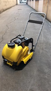 Compactadora de Placas Manual Robin de 100 kg, Vibratoria, Motor Honda de 196 CC, 62x45 cm, 5.5-6.5 KW, 1 Año de Garantía - Product Image 3