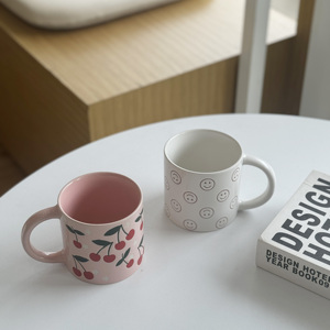 Tasse en céramique de cerise fraîche tasses mignonnes de sourire d'<span class=keywords><strong>Emoji</strong></span> pour des tasses de café de filles - Product Image 5