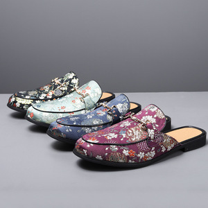 Chaussures décontractées pour hommes de style européen et américain, mules fermées, demi-sandales, chaussures paresseuses, grandes tailles pour hommes - Product Image 1