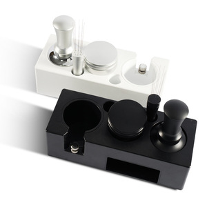 Soporte para tamper de café con cepillo y reposa portafiltro para máquina de espresso, juego de herramientas para barista, base de madera maciza antideslizante - Product Image 4