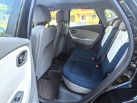 Renault Captur d'occasion 2015-2016 1.2T 6DCT Édition Standard SUV Conduite à Gauche 170mm de Garde au Sol Réservoir de Carburant 45L Voiture d'occasion à l'Exportation