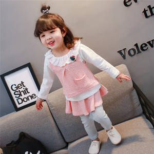 Camiseta con diseños de cuello tipo collar de Juego de Tronos y leggings de yoga orgánicos sin spandex para niños pequeños, muestra gratuita - Product Image 2