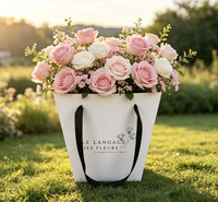 Boîtes trapézoïdales pour bouquet de la Saint-Valentin, avec poignée, revêtement UV, gaufrage, matériaux recyclés, emballage de fleurs personnalisable