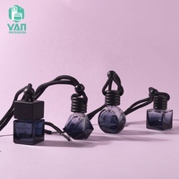 YAN emballage 8ml 10ml parfum de voiture suspendu diffuseur bouteille en verre Transparent noir finition givrée couvercle en bois corde bouchon à vis gratuit