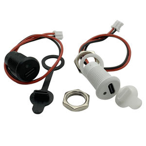 Connettore Femmina TYPE-C, Interfaccia di Ricarica Rapida a 5 Pin, Presa di Ricarica a <span class=keywords><strong>2</strong></span> Pin, con Filettatura Esterna di Bloccaggio - Product Image 1