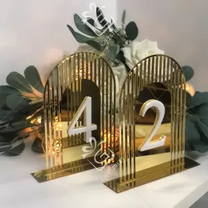 Hoge Kwaliteit Goud Wit Tafelbord Houder Bruiloft Centerpieces & Tafel Decoraties Indoor Decor Boog Spiegel Acryl Tafelnummers