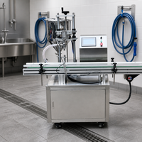 Machine de remplissage automatique de ketchup avec pince pour goulot de bouteille pour ligne de production d'emballage de condiments
