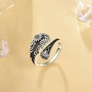 2026 New Arrival Bohemian <b>Spoon</b>-Shaped Open <b>Ring</b> Unisex Accessories Retro Antique Silver Sunflower <b>Ring</b> Gifts for Women - Product Image 4