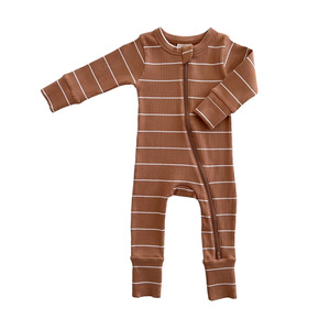 Tutina per Neonati in Cotone Organico a Coste con Zip Bidirezionale, Pigiama Personalizzato per Bambini - Product Image 2