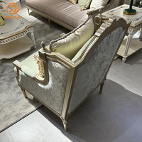 Salon Royal Français Ensemble Personnalisable en Bois Meubles Classiques pour Villa Hôtel Européen de Luxe Chaise de Loisirs Rétro en Velours Antique