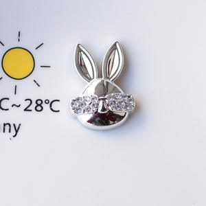 <span class=keywords><strong>Dulce</strong></span> Cool Metal plateado conejo oso mariposa pajarita estrella de cinco puntas amor joyería accesorios teléfono caso Diy Material - Product Image 2