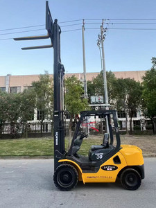 รถยกมือสอง Komatsu FD30 3ตันของแท้รถยกดีเซลมือสอง FD30 Komatsu - Product Image 3