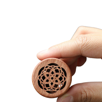 Diffuseur de parfum pour voiture Teenyear en bois, mini clip aromathérapie en bois de rose sculpté, ornement parfumé pour grille d'aération, huile essentielle personnalisée