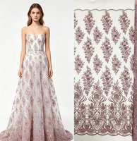Tissu en dentelle brodée à bord festonné en maille, orné de perles lourdes, de paillettes mauves et de strass, motif vigne enroulée, pour robe africaine Dubai Aso Ebi