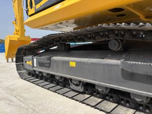 Excavatrice sur chenilles Komatsu PC210 d'occasion, excavatrice japonaise d'origine pour les travaux de construction lourds et les travaux de terrassement à vendre - Product Image 3