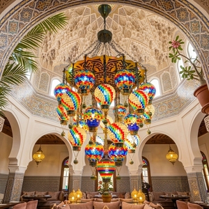 Lampadario Decorativo in Stile <span class=keywords><strong>Turco</strong></span> con Mosaico, Placcato in Oro, Altezza Regolabile, Garanzia di 5 Anni, in Ferro e Vetro per Hotel e Ristoranti - Product Image 1