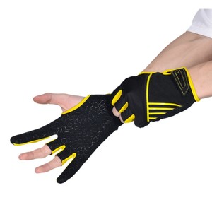 New Casual Sports <b>Bowling</b> Gloves Fingerless Breathable Fitness Gloves Unisex Adult Right Handed Throw Bicycle Gloves - Product Image 3