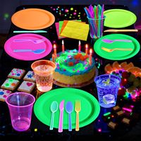 Assiettes en papier jetables, gobelets en tissu, couteaux, fourchettes, cuillères, kits fluorescents, décoration de table pour fête, couleur néon qui brille sous la lumière UV