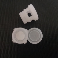 Tapón Impermeable y Transpirable Estándar Internacional para Cubetas de Fertilizantes