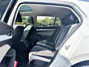 Venta Especial 2024: VW <span class=keywords><strong>Golf</strong></span> 280TSI Usado, Automático, Pro, <span class=keywords><strong>5</strong></span> Puertas, Sedán, <span class=keywords><strong>5</strong></span> Asientos, 7 Velocidades, Euro VI, Motor Turbo, Cuero, Volante a la Izquierda - Product Image 5