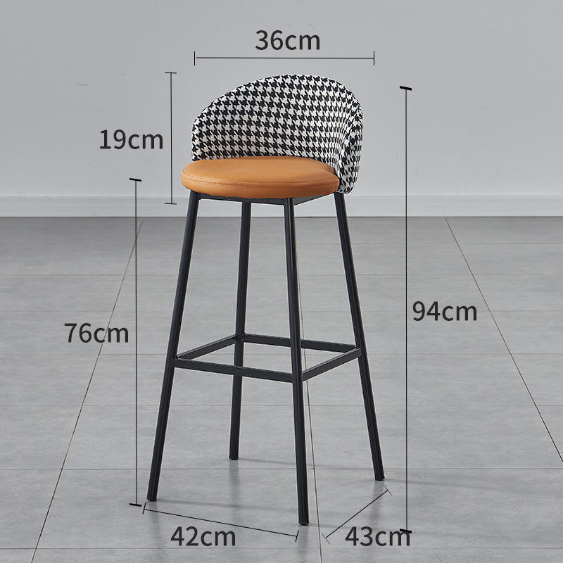 Orange + dossier pied-de-poule