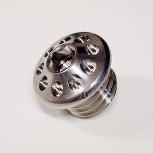 Tapa de tanque de combustible de titanio, tuerca personalizada GR5 M20x2.<span class=keywords><strong>5</strong></span> para Ducati, Honda, Kawasaki, <span class=keywords><strong>Triumph</strong></span>, Yamaha, MV, AGUSTA, 675, 800, F4, BRUTALE - Product Image 4