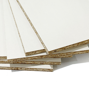 Tablero MFC de primera clase laminado blanco de 9mm/16mm/18mm Tablero de partículas de melamina 4x8 Acabado para muebles - Product Image 1