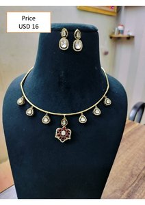 Conjunto de Collar y Pendientes de Moissanita Chapados en Oro de Diseño, Joyería Nupcial India Tradicional para Recepción de Bodas - Product Image 2