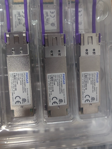 Module optique Finisar 100G 10km Modèle FTLC1157RGPLABZ1 Neuf en stock Garantie 1 an 13x mm CWDM4/40GLR4 - Product Image 1